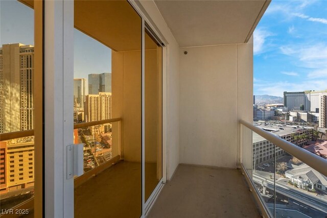 135 E Harmon Ave Unit 1621, Las Vegas, NV 89109 - photo 32