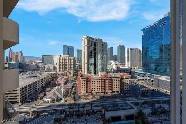 135 E Harmon Ave Unit 1621, Las Vegas, NV 89109 - skyline view