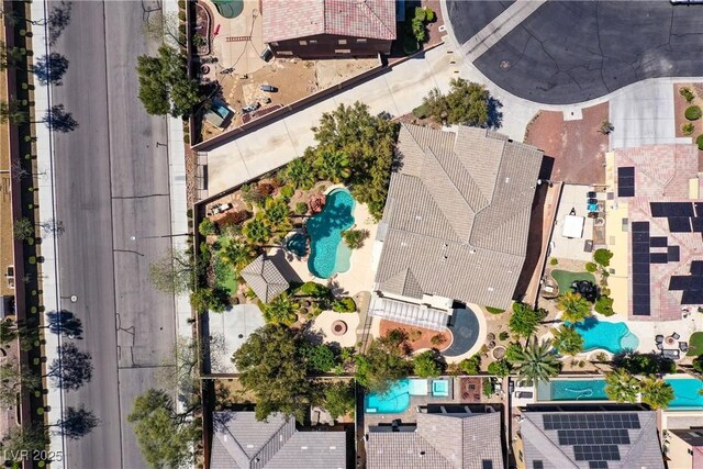 9008 Sawhill Pond St, Las Vegas, NV 89131 - bird's eye view of a pool