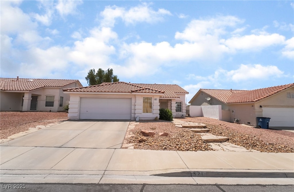 521 Landra Ln, Henderson, NV 89015 - photo 1