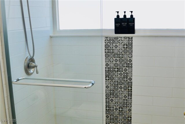 2659 Vegas Valley Dr, Las Vegas, NV 89121 - bathroom with a stall shower