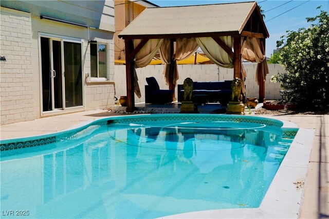 2659 Vegas Valley Dr, Las Vegas, NV 89121 - view of swimming pool featuring a fenced backyard
