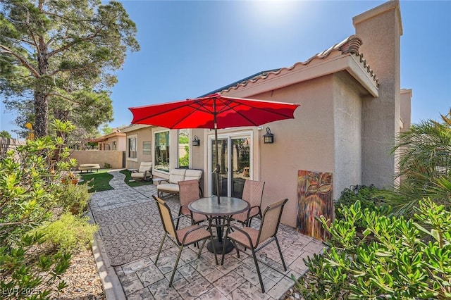 1609 Hidden Spring Dr, Las Vegas, NV 89117 - view of patio featuring outdoor dining space