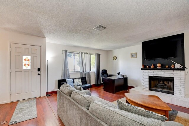 2696 Matogroso Ln, Las Vegas, NV 89121 - photo 5