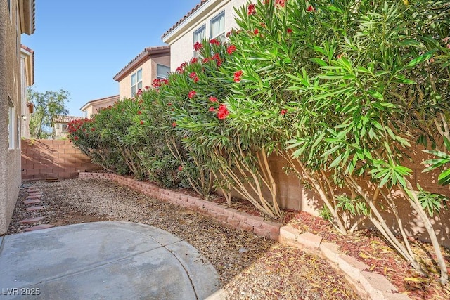 765 Jewel Tower St, Las Vegas, NV 89178 - view of yard featuring a patio area