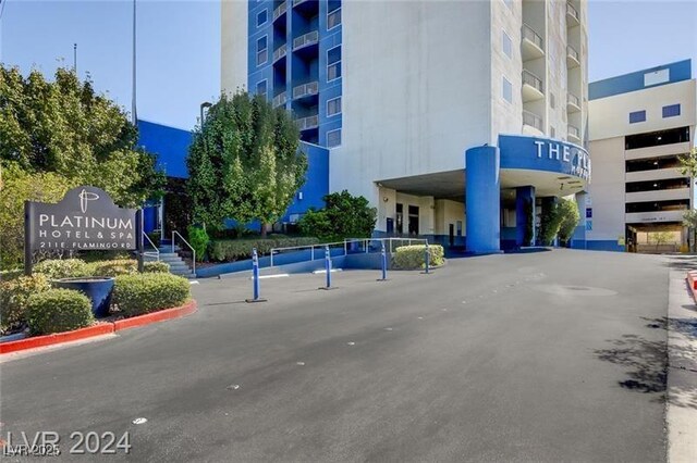 211 E Flamingo Rd Unit 615, Las Vegas, NV 89169 - view of apartment building / complex