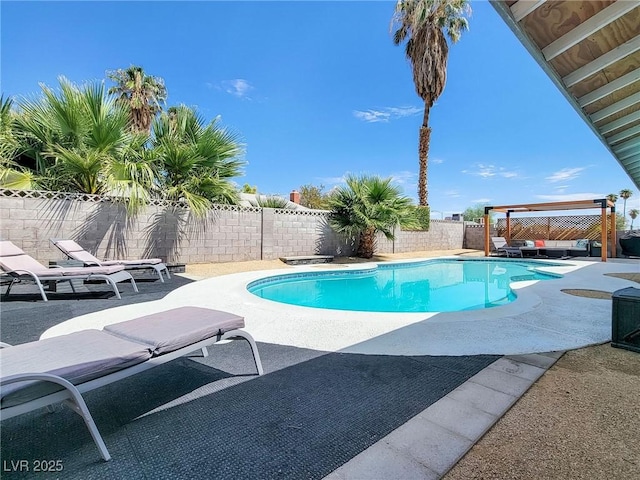 4072 E Harmon Ave, Las Vegas, NV 89121 - view of pool with a patio area and a fenced backyard