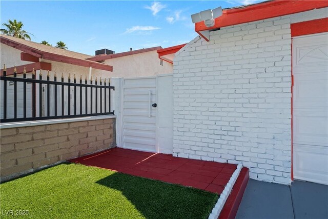 5375 Chestnut St, Las Vegas, NV 89119 - view of yard