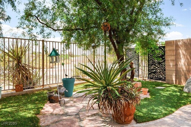8873 Briar Bay Dr, Las Vegas, NV 89131 - photo 31