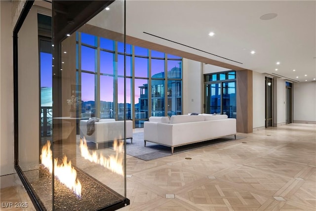 1 Hughes Center Dr Unit 1901, Las Vegas, NV 89169 - common area featuring a city view and recessed lighting