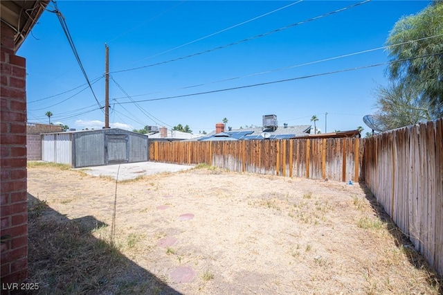 4516 E Flamingo Rd, Las Vegas, NV 89121 - view of fenced backyard