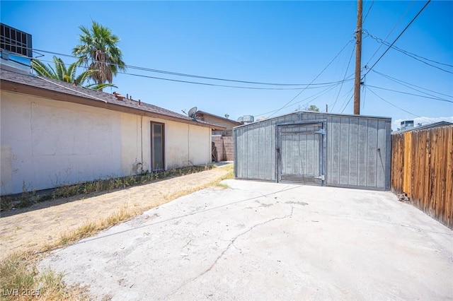4516 E Flamingo Rd, Las Vegas, NV 89121 - view of yard with a patio area