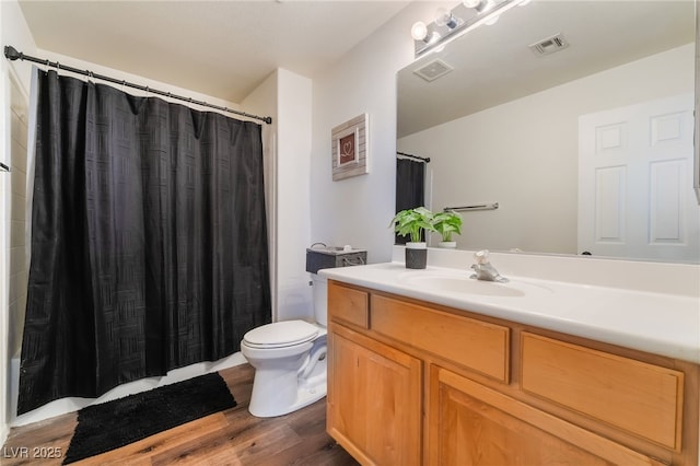 7288 Quarterhorse Ln, Las Vegas, NV 89148 - full bath featuring wood finished floors, vanity, and curtained shower