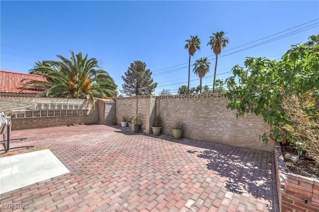 4428 Los Reyes Ct, Las Vegas, NV 89121 - view of patio / terrace