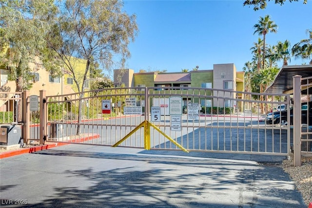 1846 N Decatur Blvd Unit 104, Las Vegas, NV 89108 - view of gate