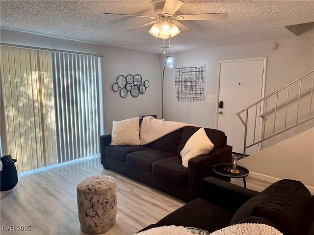5474 S Maryland Pkwy, Las Vegas, NV 89119 - photo 12