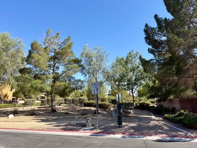 5216 Loma Verde Ave, Las Vegas, NV 89108 - view of property's community
