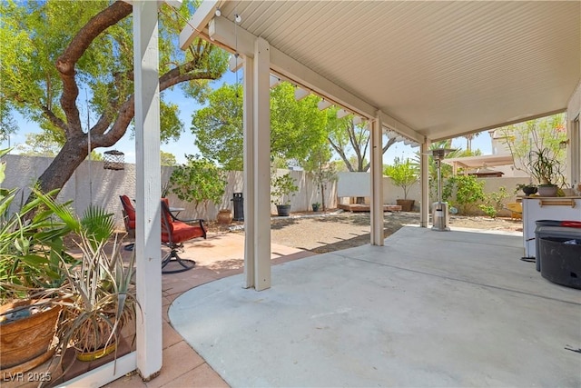 981 Leadville Meadows Dr, Henderson, NV 89052 - fenced backyard featuring a patio area