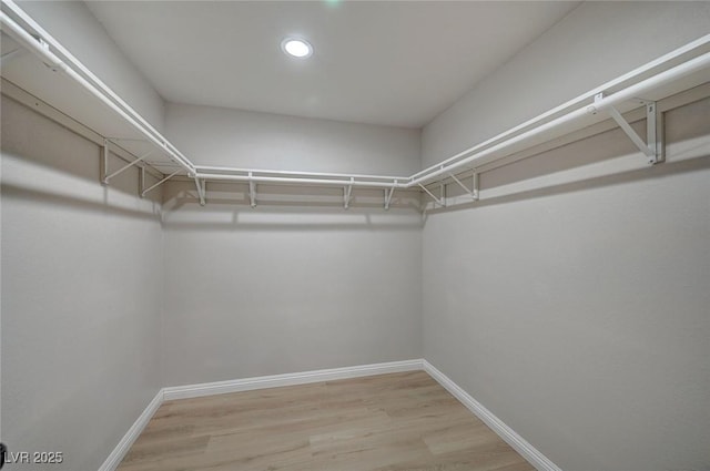700 Cactus Ln, Las Vegas, NV 89107 - walk in closet featuring light wood-type flooring