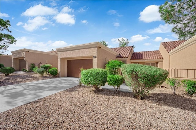 9424 Gold Mountain Dr, Las Vegas, NV 89134 - photo 2
