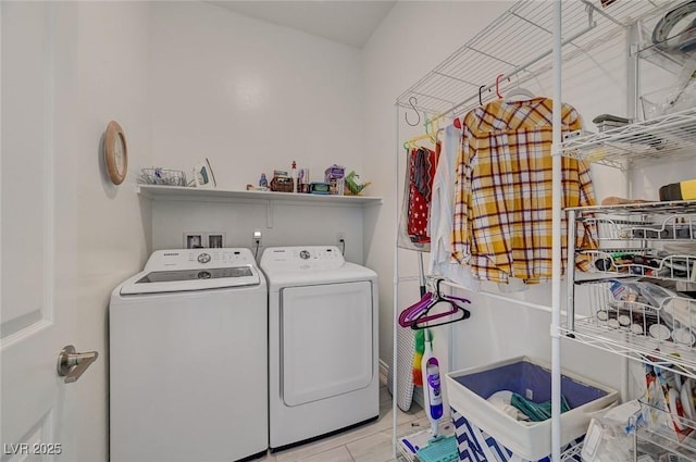 794 Sunny Sagebrush St, Henderson, NV 89011 - washroom featuring independent washer and dryer