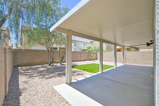 6133 Roseboro Ct, North Las Vegas, NV 89081 - fenced backyard featuring a patio