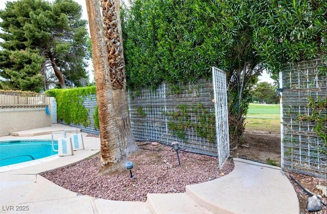 3597 Cochise Ln, Las Vegas, NV 89169 - view of pool with a patio