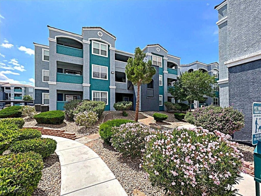 6955 N Durango Dr Unit 2046, Las Vegas, NV 89149 - photo 3