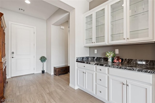 4317 Velvet Ridge Ct, Las Vegas, NV 89129 - bar featuring baseboards