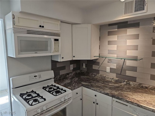 3911 Torsby Pl, Las Vegas, NV 89119 - photo 6