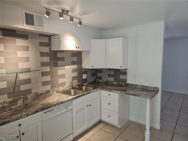 3911 Torsby Pl, Las Vegas, NV 89119 - photo 7