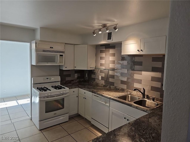 3911 Torsby Pl, Las Vegas, NV 89119 - photo 4