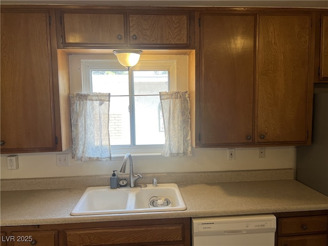 565 Greenbriar Townhouse Way, Las Vegas, NV 89121