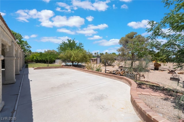 4530 W Shelbourne Ave, Las Vegas, NV 89139 - view of patio / terrace