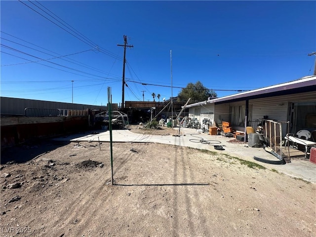 3505 W Bonanza Rd, Las Vegas, NV 89107 - view of yard