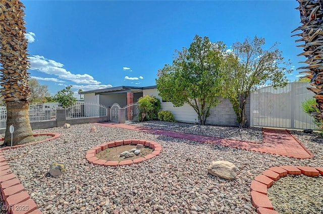 4807 Sacks Dr, Las Vegas, NV 89122 - fenced yard with a gate