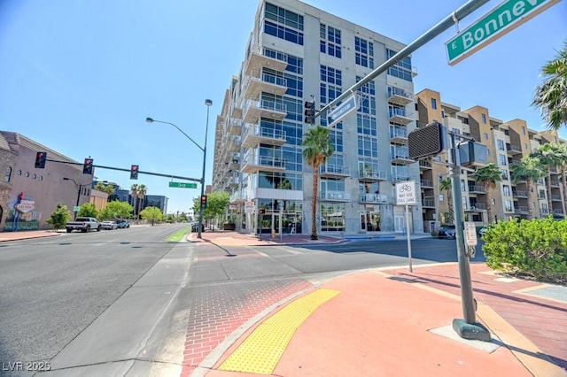 353 E Bonneville Ave Unit 313, Las Vegas, NV 89101 - view of apartment building / complex
