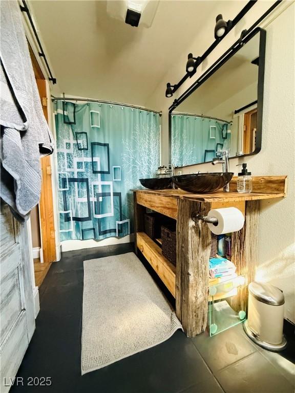 1829 Campton St, Ely, NV 89301 - full bath with vanity and a shower with shower curtain