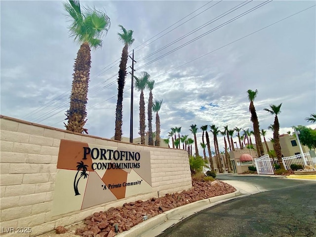 2016 Mesquite Ln Unit 302, Laughlin, NV 89029 - view of community / neighborhood sign