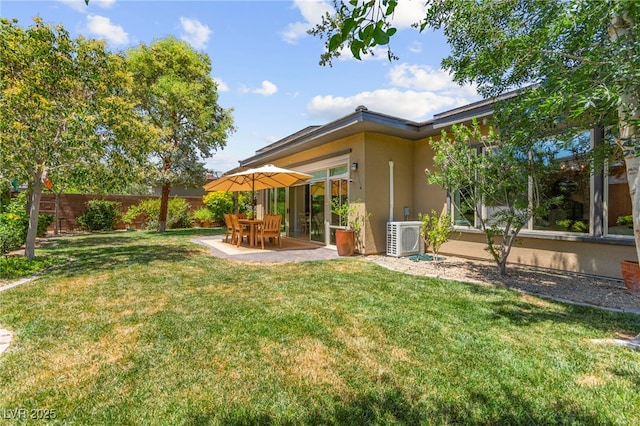 6810 Silver Crescent St, Las Vegas, NV 89148 - view of yard with a patio area