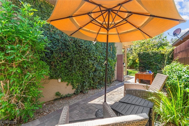 6810 Silver Crescent St, Las Vegas, NV 89148 - view of patio