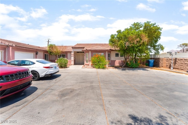 4656 E Desert Inn Rd, Las Vegas, NV 89121 - ranch-style house with stucco siding