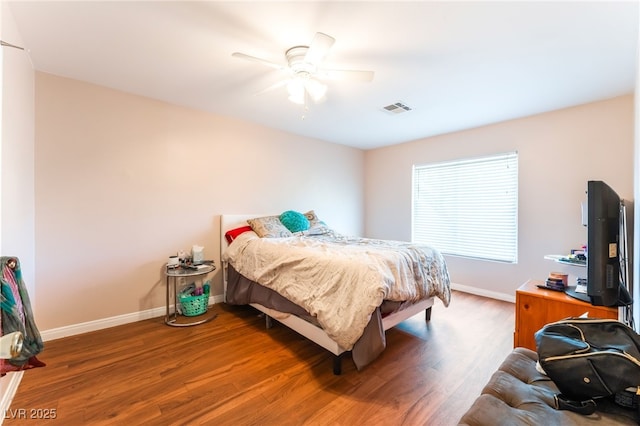 4656 E Desert Inn Rd, Las Vegas, NV 89121 - bedroom featuring wood finished floors and ceiling fan