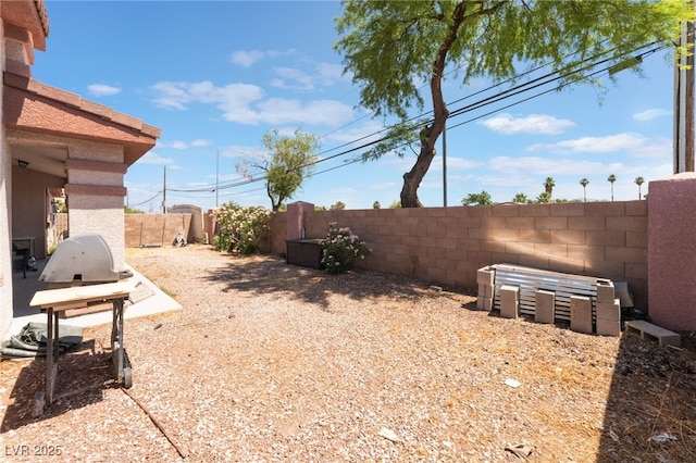 4656 E Desert Inn Rd, Las Vegas, NV 89121 - view of fenced backyard