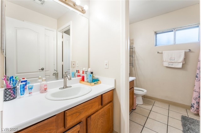 4656 E Desert Inn Rd, Las Vegas, NV 89121 - full bath with vanity and tile patterned floors