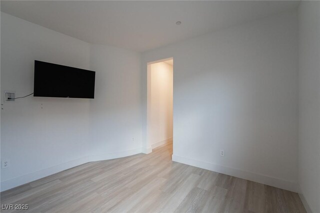6486 Vanhoven Crest St, Las Vegas, NV 89166 - photo 27