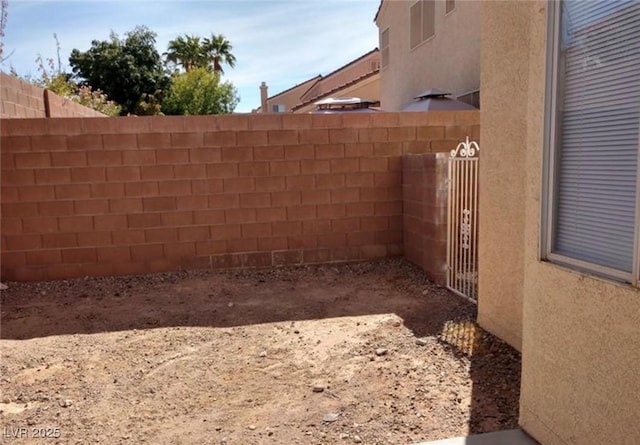 256 Camino Viejo St, Henderson, NV 89012 - view of yard
