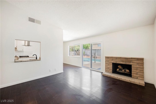 6330 Spring Meadow Dr, Las Vegas, NV 89103