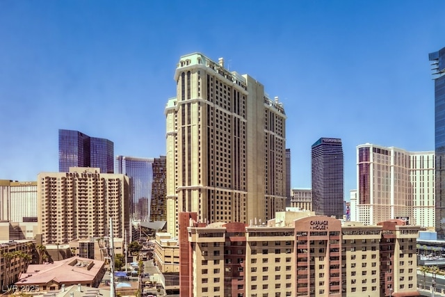 135 E Harmon Ave Unit 809, Las Vegas, NV 89109 - skyline view