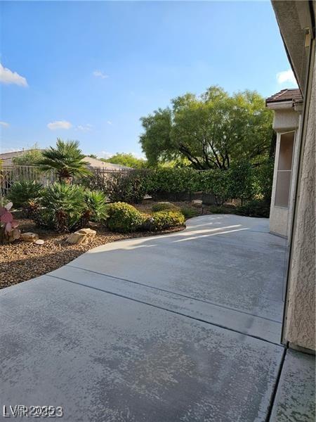5110 Silenzio St, Las Vegas, NV 89135 - view of patio / terrace